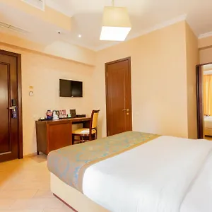 4* فندق كا إم إم