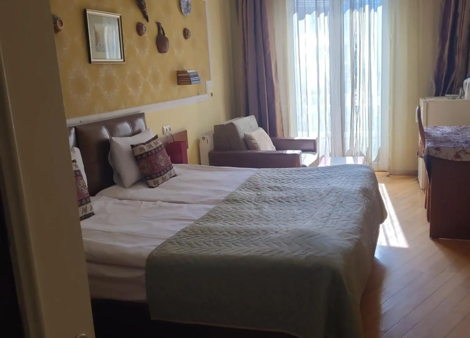 ***  David Hotel - Ethno Style Tiflis Gürcistan